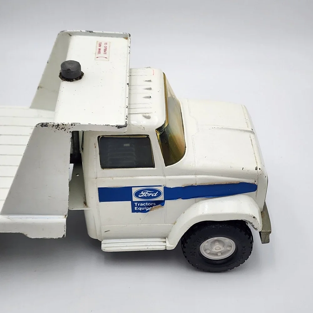 1/16 Ertl Tilt Bed Ford Tractors Equipment‎ Implement Truck Rollback SEE PHOTOS